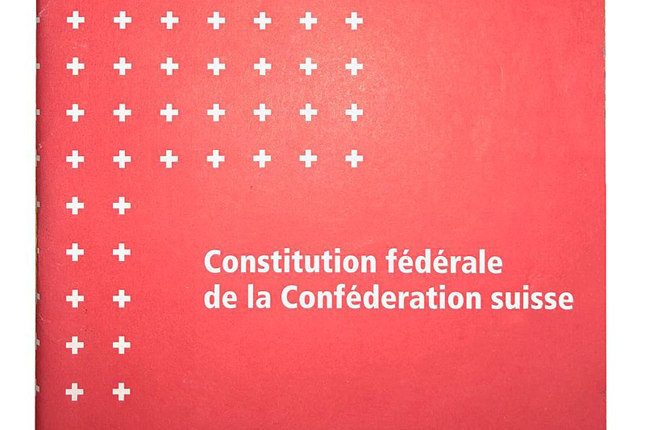 Couverture de la version francophone de la Constitution fédérale de 1999