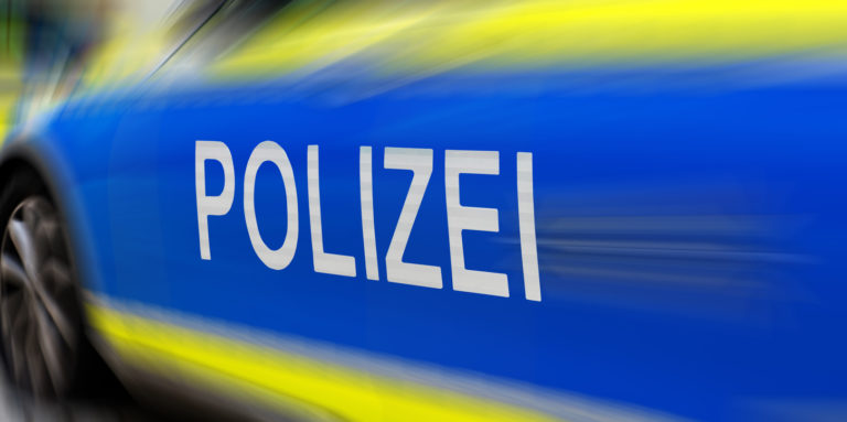 Polizei -Police- signe sur une voiture de police allemande