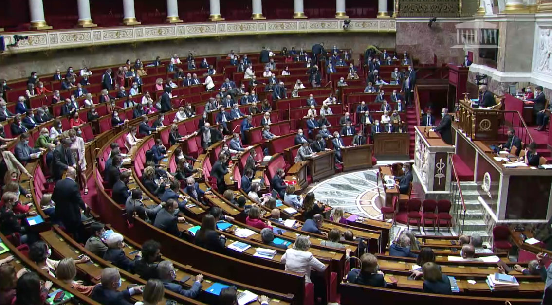 L’hémicycle de l’Assemblée nationale le 29 juin 2021 lors du vote final de la loi bioéthique