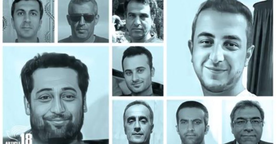Photo-mosaïque en noir et blanc de neuf chrétiens iraniens. La plupart sont souriants. Ils regardent tous droit vers l'objectif.
