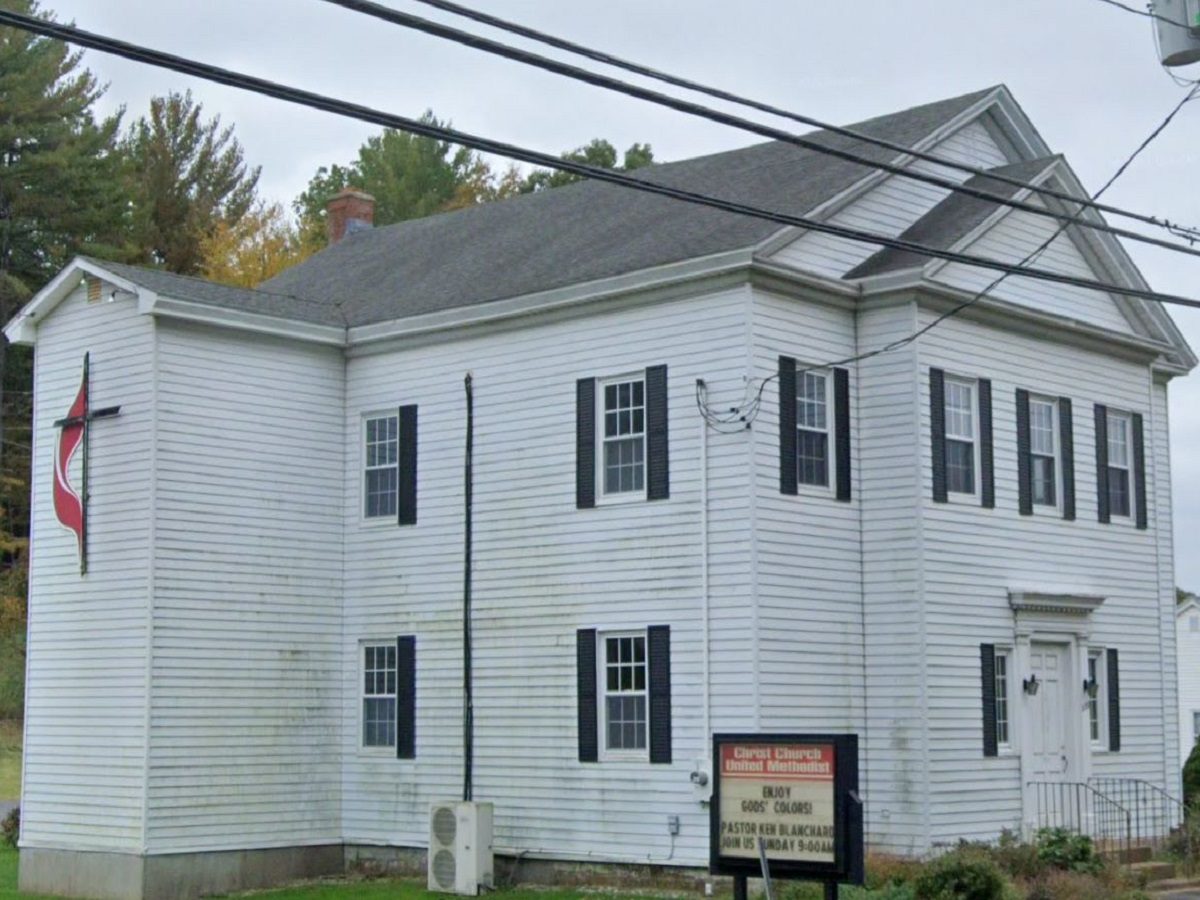 Le bâtiment de l'Eglise méthodiste de Southwick. C'est une grosse maison.