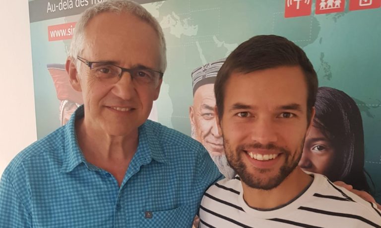 Photo de Léo Mutzner et Jérôme Gyger, souriants.