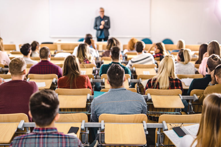 Une classe d'étudiants