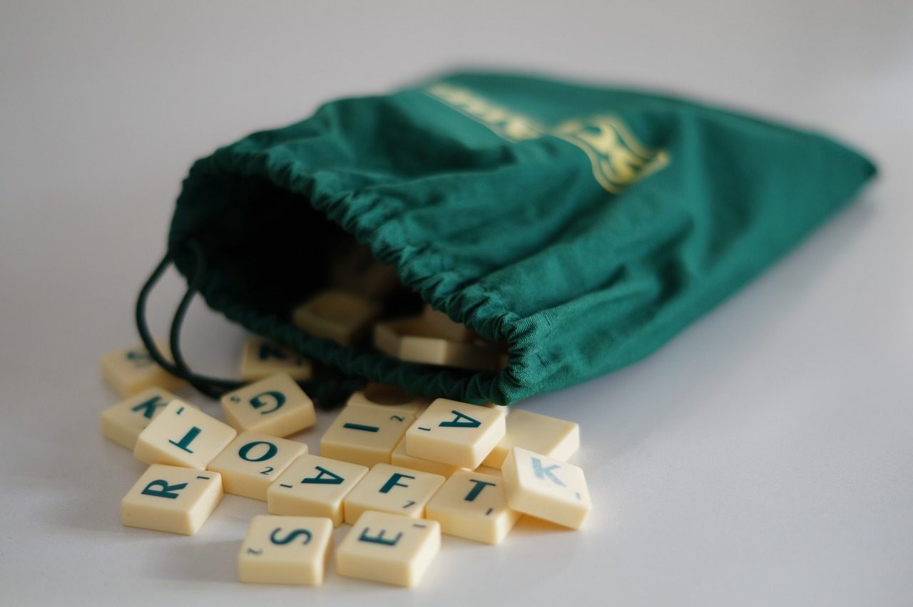 Sac de jetons de Scrabble