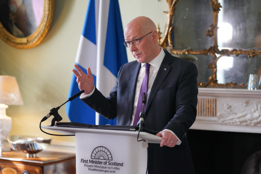 Le Premier ministre, John Swinney, lors d'une conférence de presse