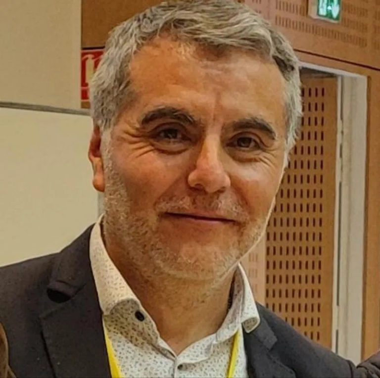 Un portrait de Pedro Escobar