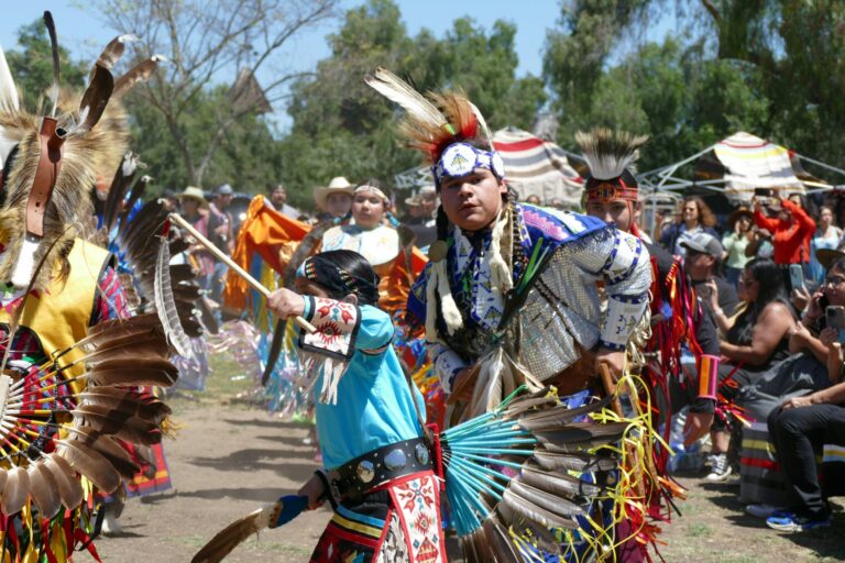 Le Festival des arts et de la culture autochtones de Californie du Sud célèbre le patrimoine amérindien au Grape Day Park